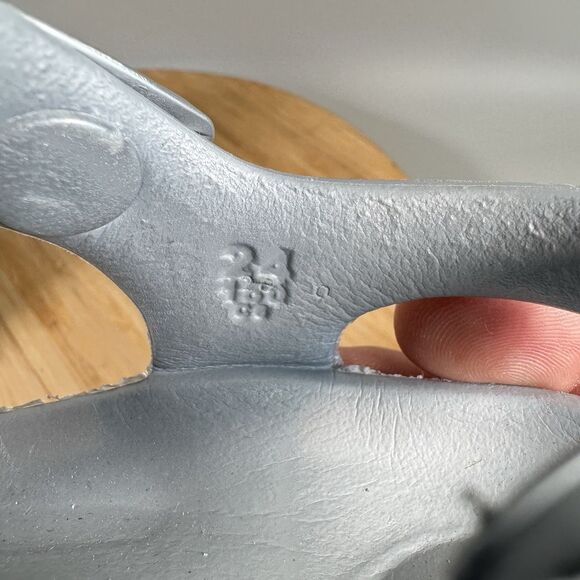 Birkenstock Milano Essentials EVA Sandals Kids Toddler 24 6 Silver Back Strap - Picture 6 of 6